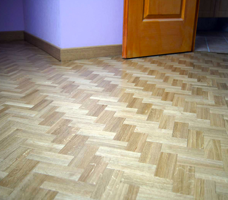 Pose de parquet brut