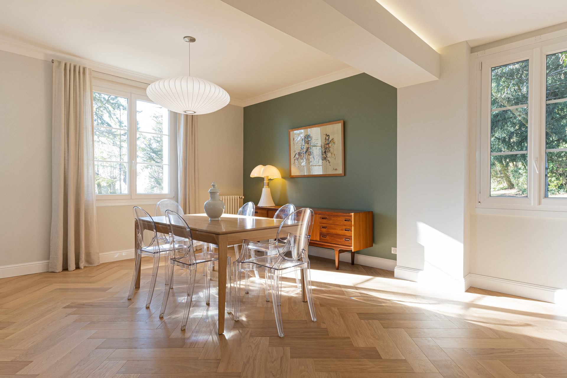 Pose de parquet dans une salle à manger